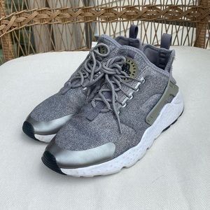 Women Nike Air Huarache